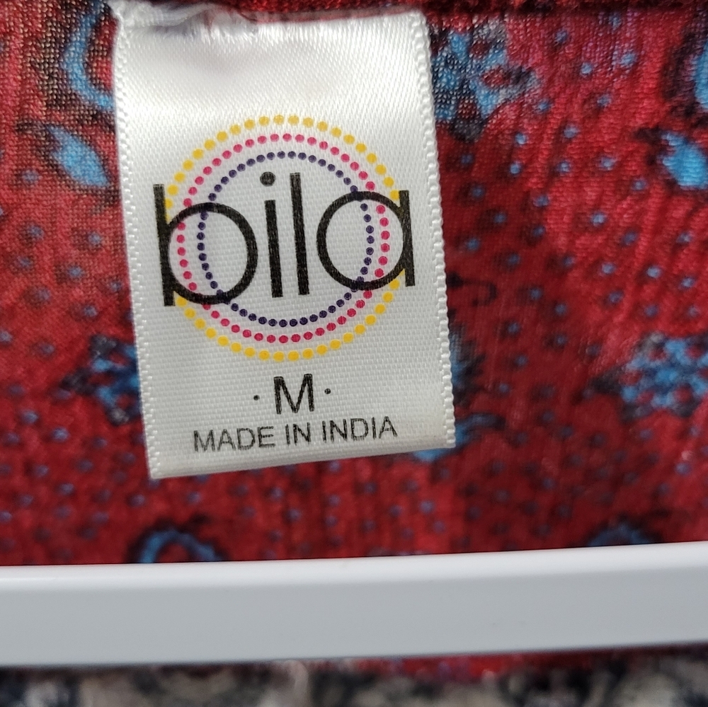 Bila Colorful Top Women's Size Medium - Picture 4 of 4